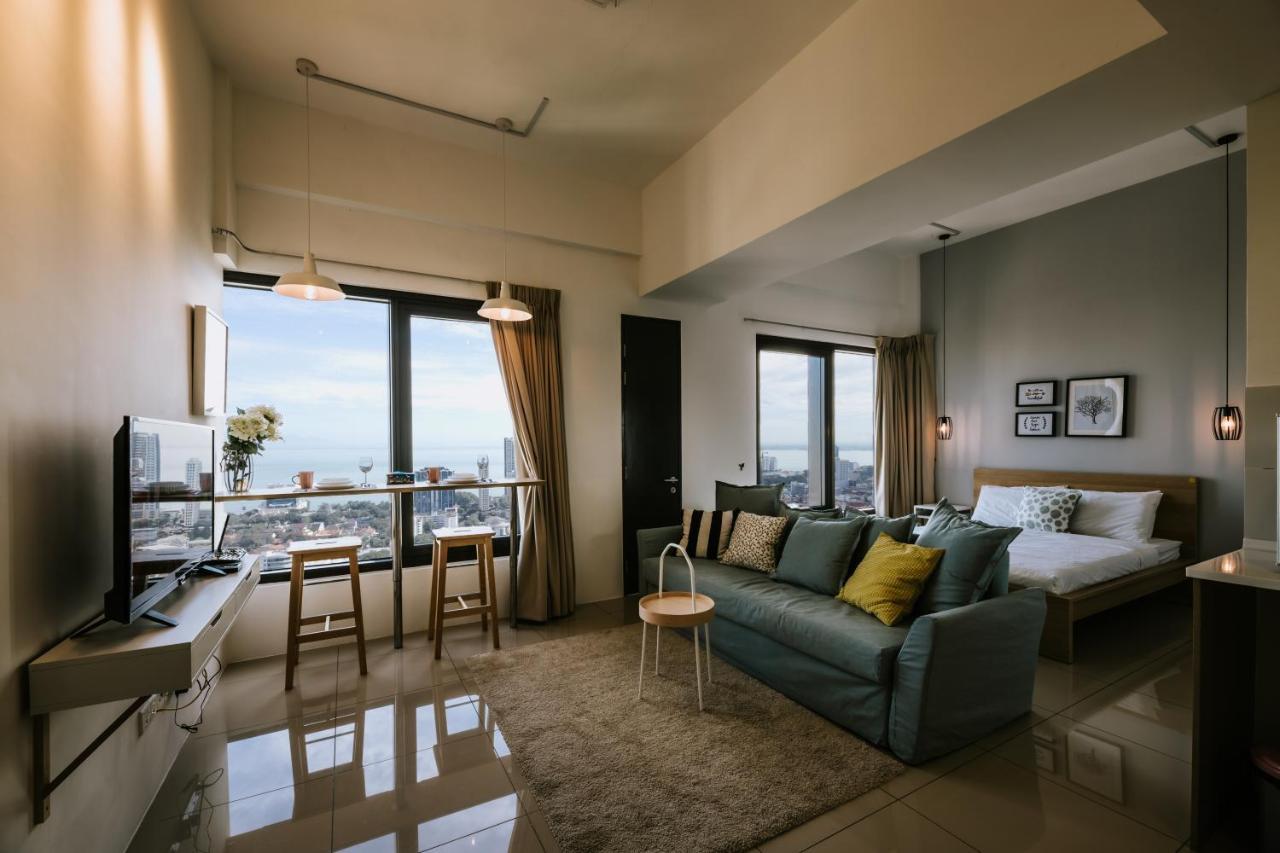 Muji Studio 2 - Seaview At 218 Tropicana Near Komtar Food Heaven With Netflix & Tv Box George Town Bagian luar foto